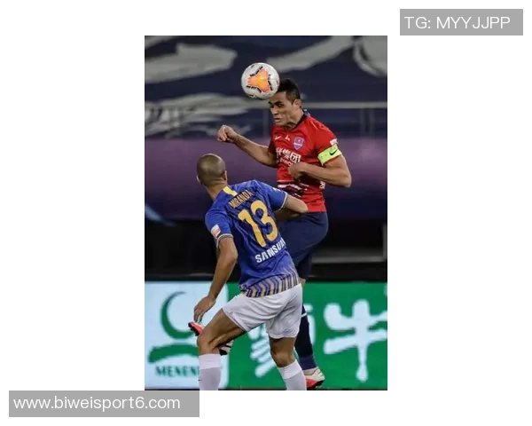 本塞拜尼荣膺阿尔及利亚年度最佳球员称号引发广泛关注