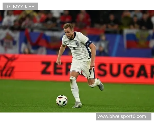 凯恩回忆鲁尼影响力称其给予了自己无私的帮助与支持