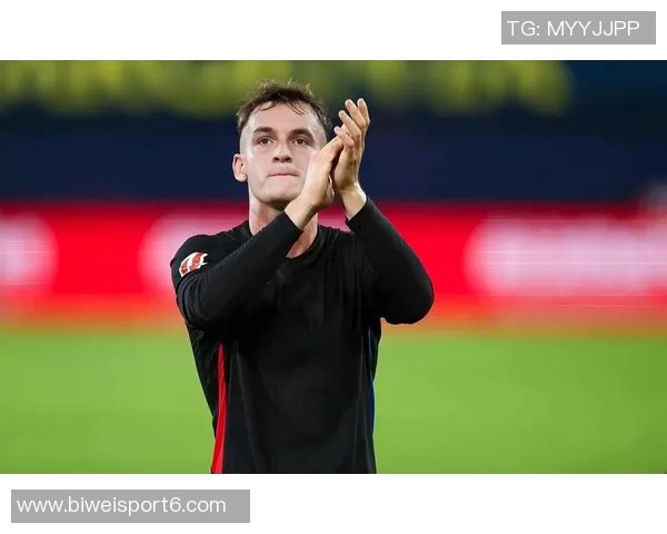 若昂内维斯展望巴黎卫冕欧冠目标前八上赛季表现不佳却逆袭夺冠